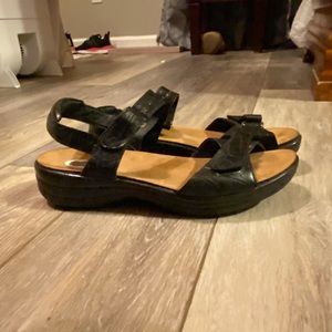Dr Comfort Velcro Leather Sandals